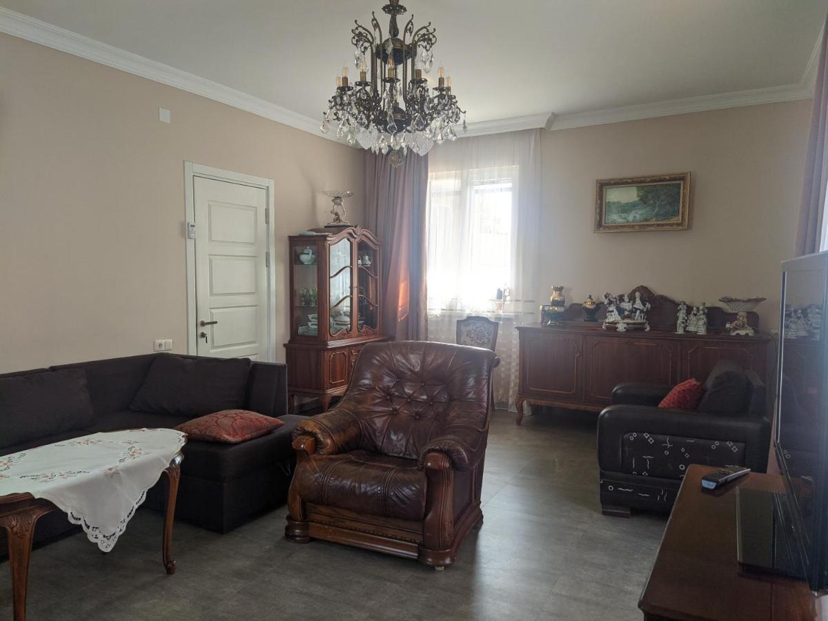 Guest House Kldiashvili Batumi Exterior foto